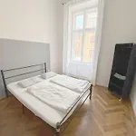 Synagouge Astoria 3* 부다페스트