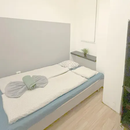 Synagouge Astoria Penzion 3*