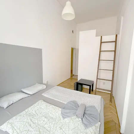 Penzion Synagouge Astoria 3*