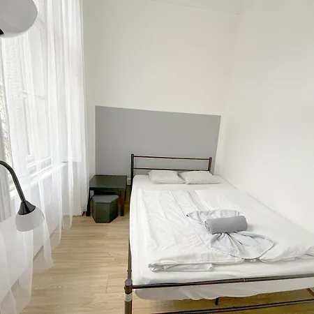 Synagouge Astoria Penzion 3*